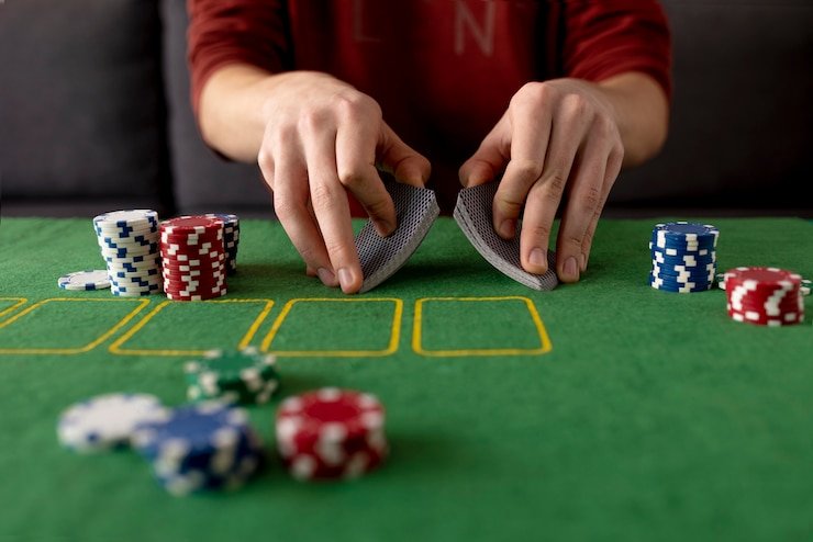 Tampilan mobile tiket100 dengan tombol jelas
